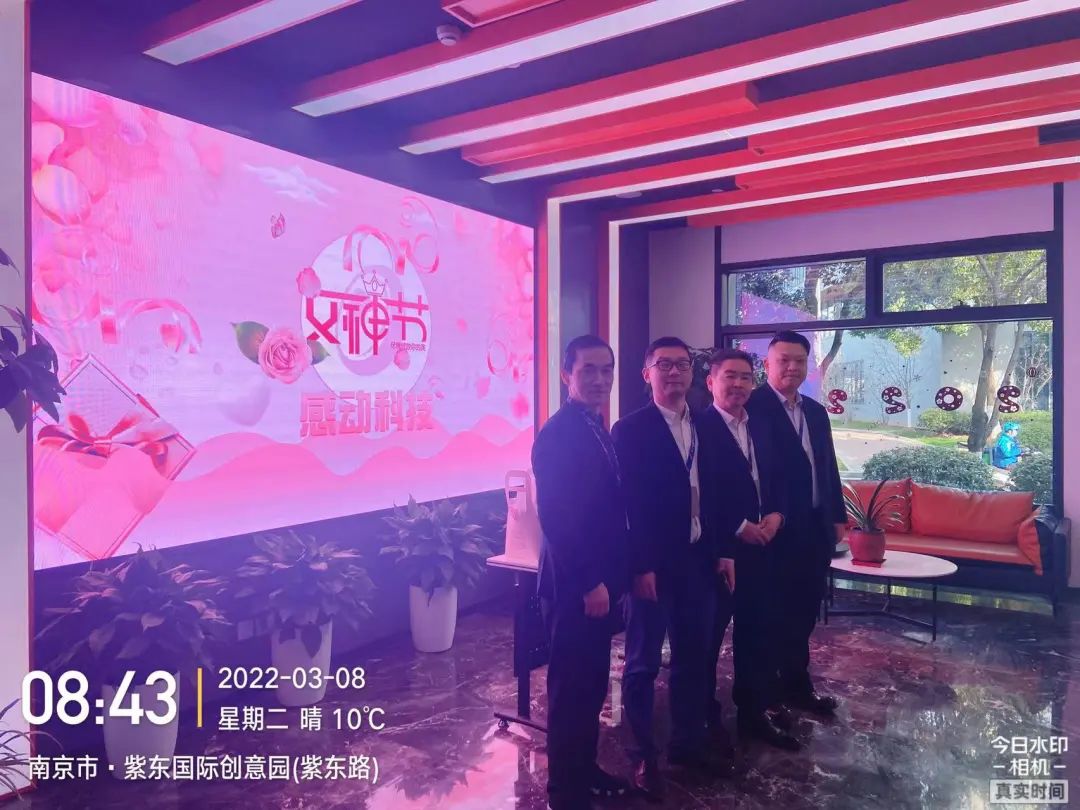 來收福（驚）利（喜）啦！感動女神節日快樂！